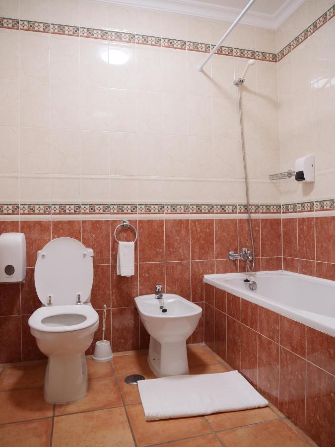 Spacious Apartment Near Porto De Mos Beach, Lagos. Extérieur photo